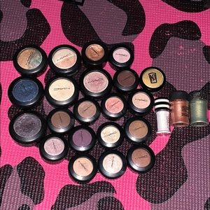 Mac lot of eyeshadows